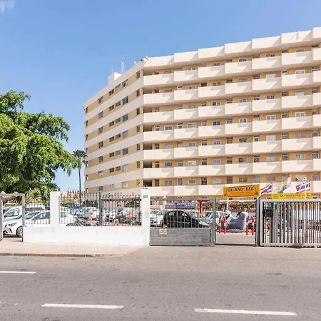 Con Piscina Y Aire Acondicionado Apartment *