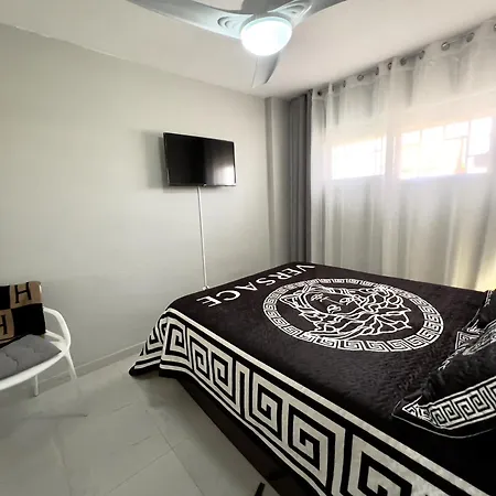 Apartment Con Piscina Y Aire Acondicionado *